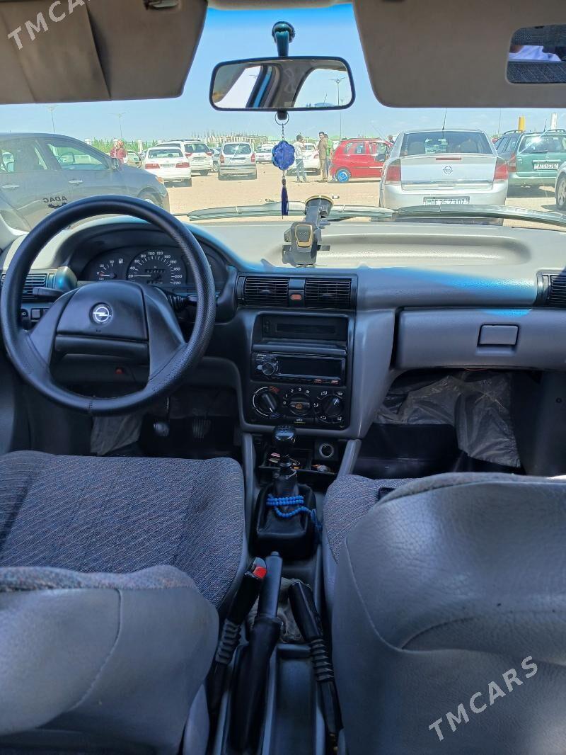 Opel Astra 1993 - 47 000 TMT - Дашогуз - img 4