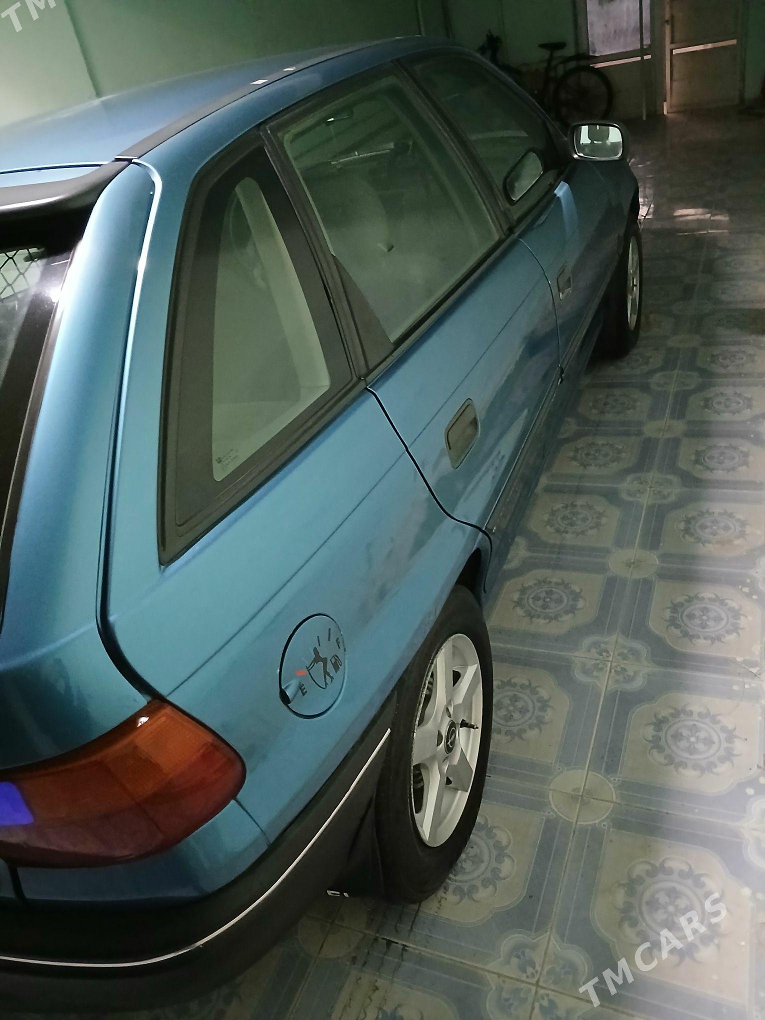 Opel Astra 1993 - 47 000 TMT - Дашогуз - img 2