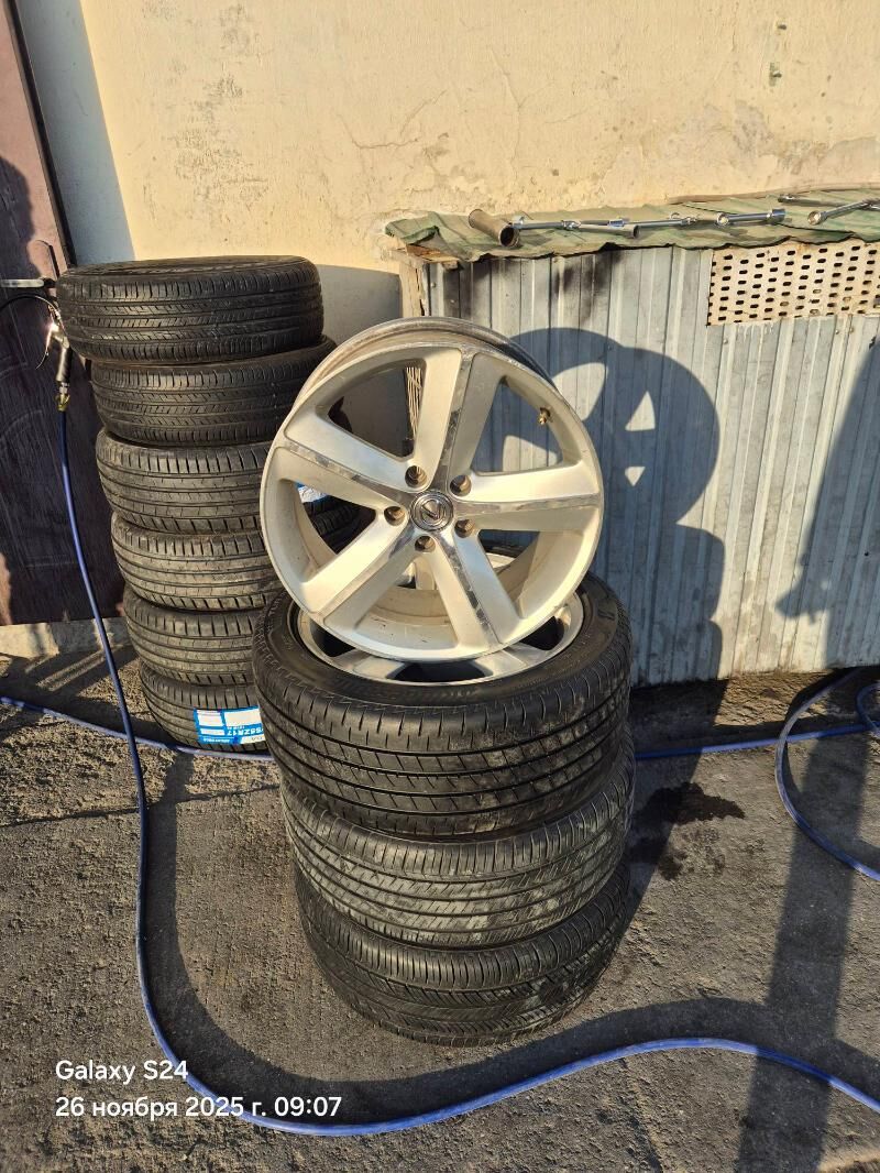 18lik diska Lexus 2 500 TMT - 10 mkr - img 1