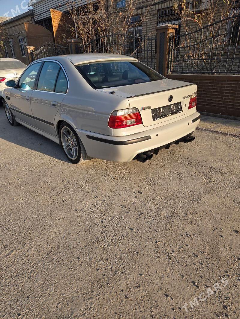 BMW E39 2002 - 170 000 TMT - Мары - img 1