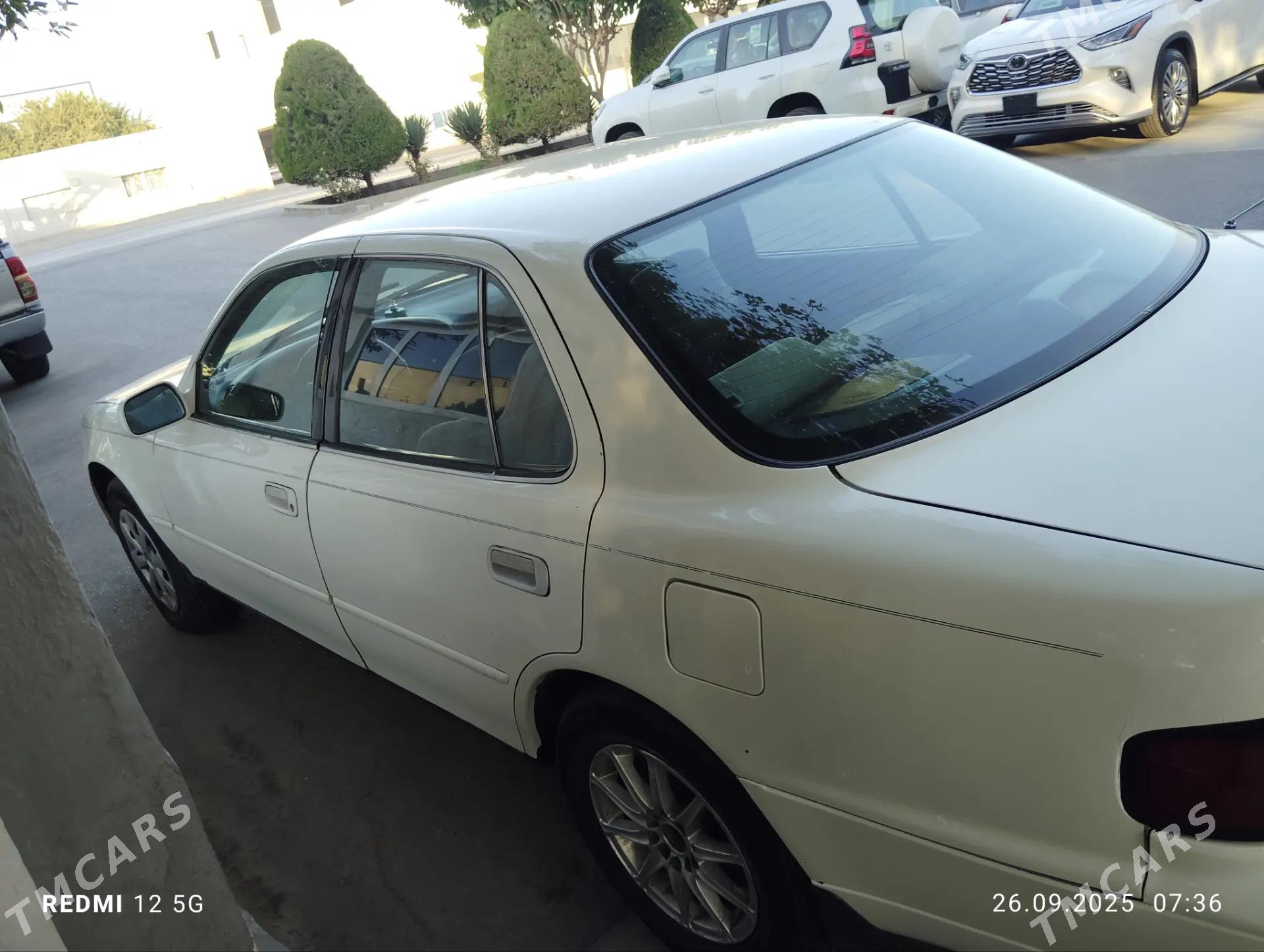 Toyota Camry 1993 - 86 000 TMT - Мары - img 3