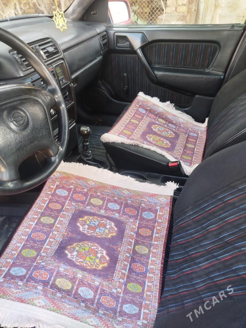 Opel Vectra 1994 - 50 000 TMT - Мары - img 7