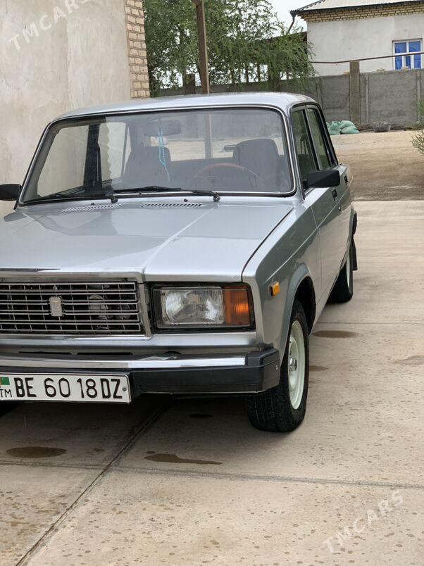 Lada 2107 2010 - 47 000 TMT - Гурбансолтан Едже - img 8