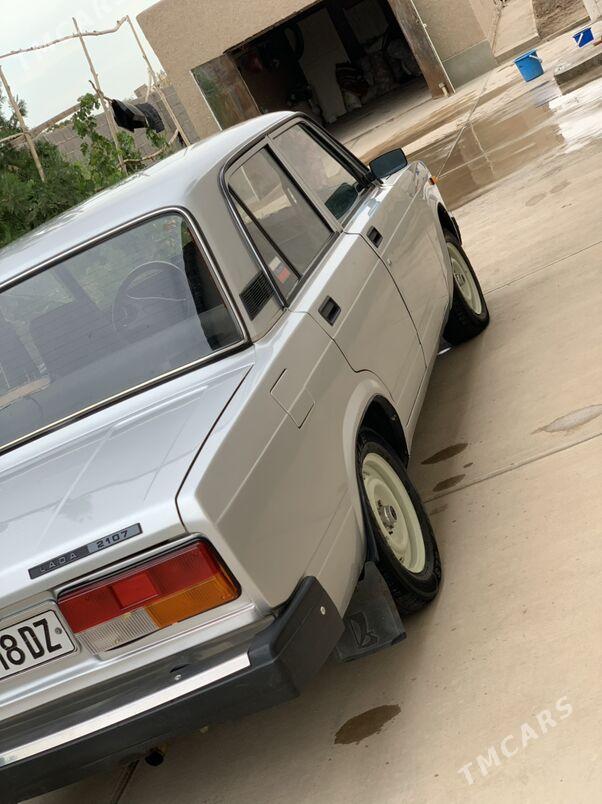 Lada 2107 2010 - 47 000 TMT - Гурбансолтан Едже - img 4