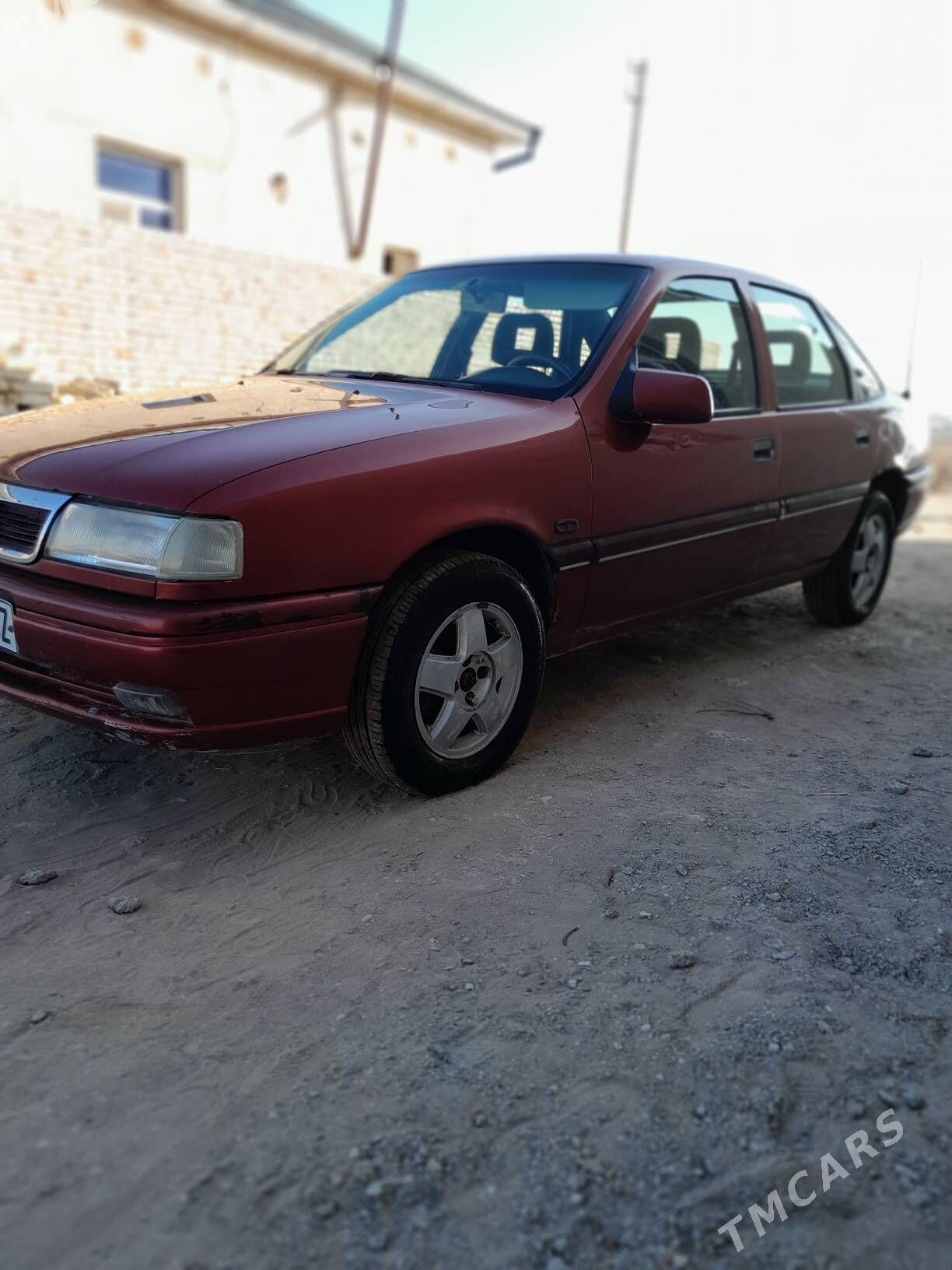Opel Vectra 1994 - 40 000 TMT - Дашогуз - img 4