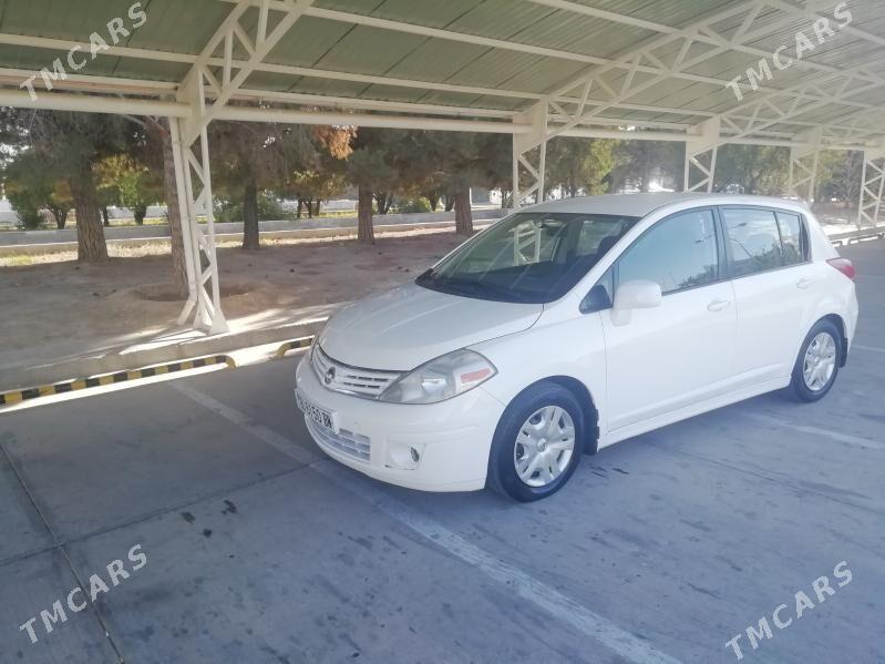 Nissan Versa 2010 - 130 000 TMT - Балканабат - img 3