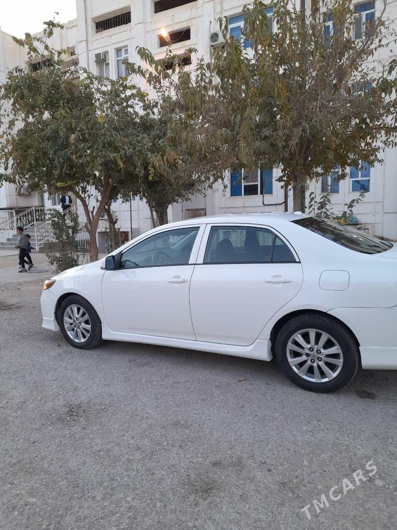 Toyota Corolla 2010 - 135 000 TMT - Balkanabat - img 3