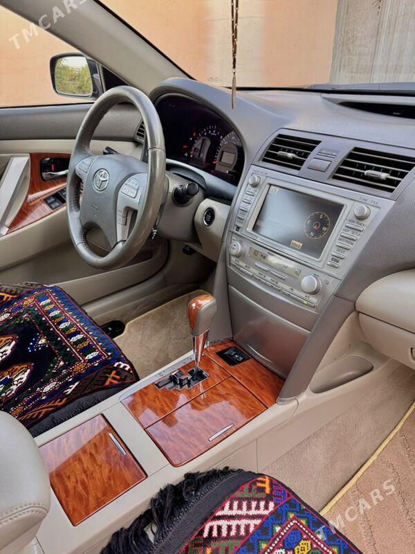Toyota Camry 2010 - 270 000 TMT - Мары - img 5