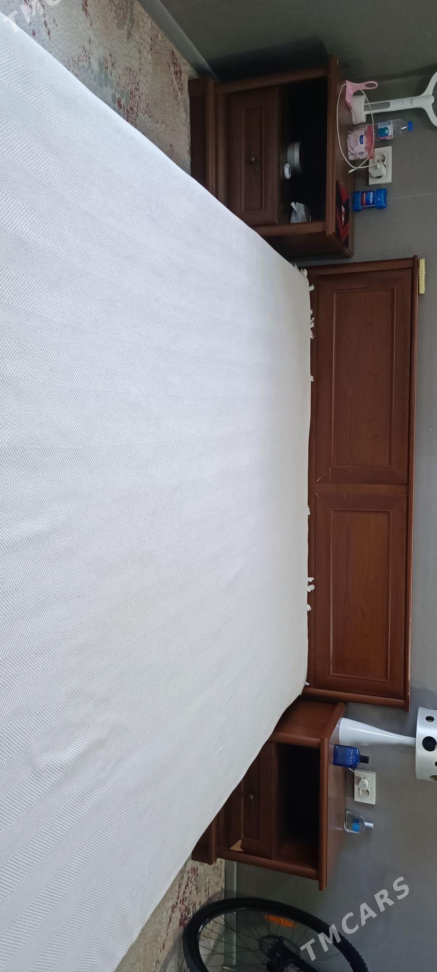 Кровать и две тумбы - Ашхабад - img 1