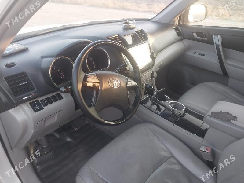 Toyota Highlander 2010 - 280 000 TMT - Türkmenabat - img 5