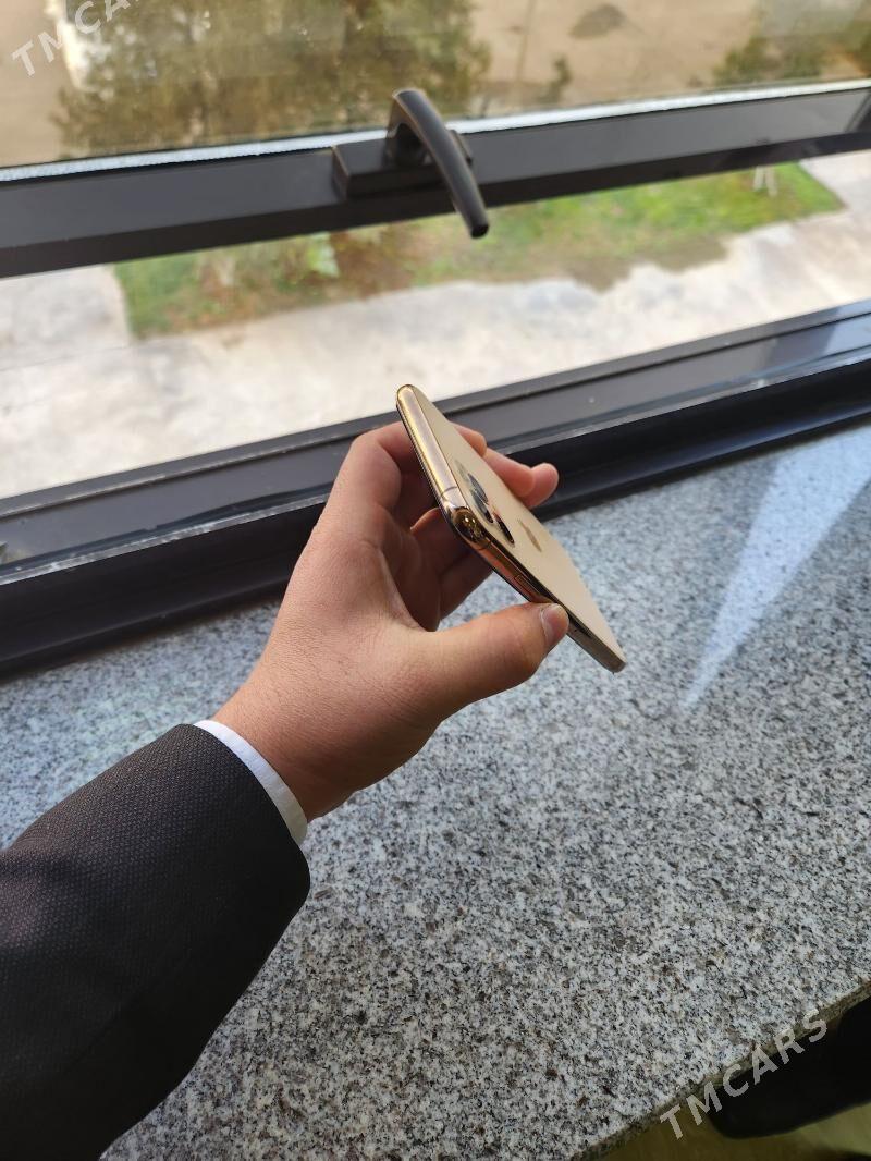 iphone 11 pro gold - Бузмеин - img 4