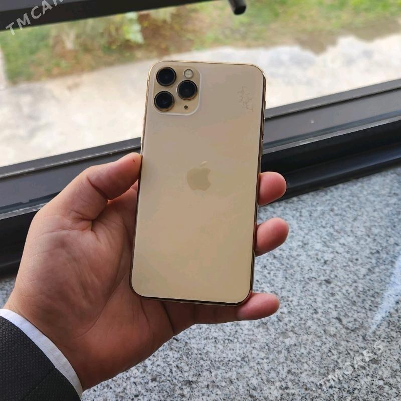 iphone 11 pro gold - Бузмеин - img 1