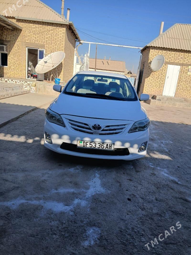 Toyota Corolla 2013 - 155 000 TMT - Теджен - img 4