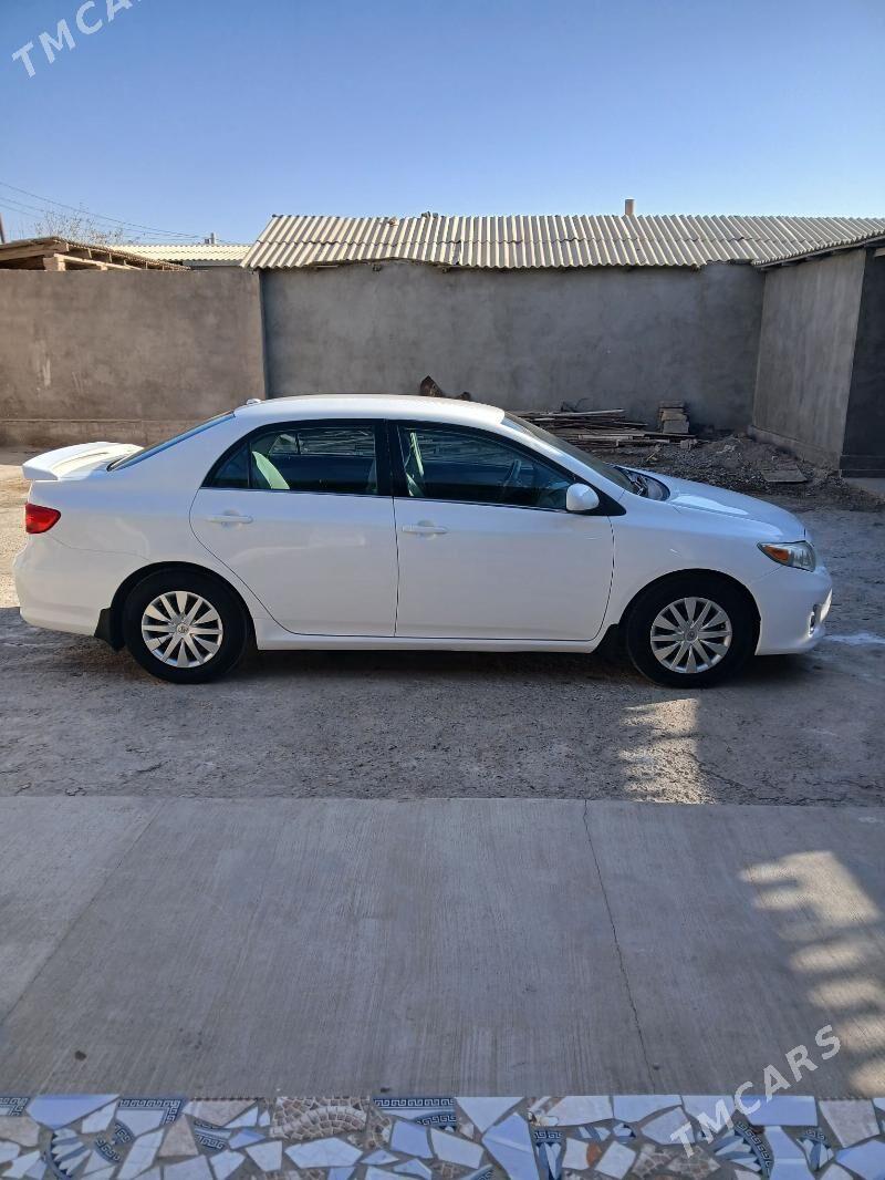 Toyota Corolla 2013 - 155 000 TMT - Теджен - img 3