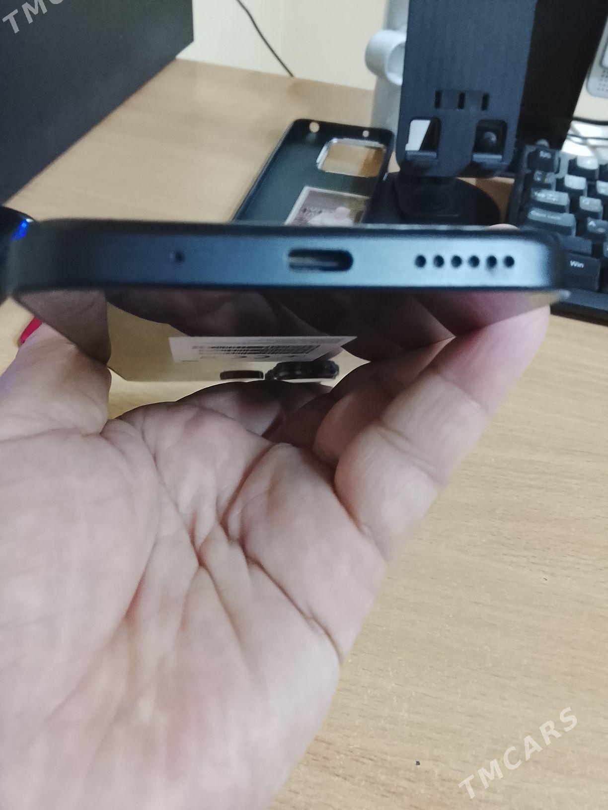 POCO M6 - Türkmenbaşy - img 5