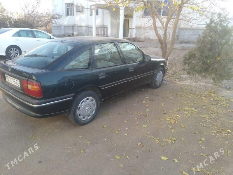 Opel Vectra 1995 - 37 000 TMT - Дашогуз - img 6