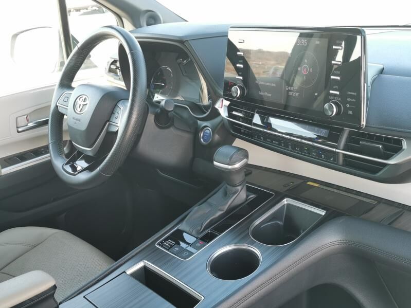 Toyota Sienna 2021 - 710 000 TMT - Aşgabat - img 6