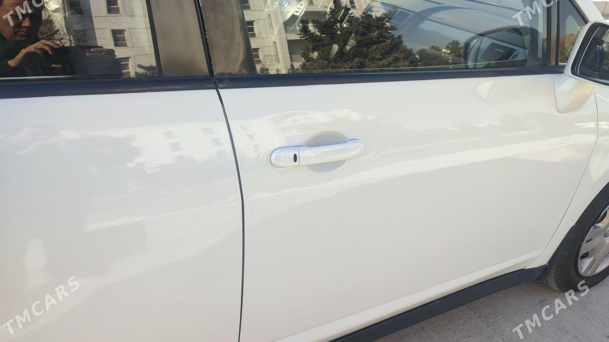 Nissan Versa 2009 - 135 000 TMT - Ашхабад - img 4