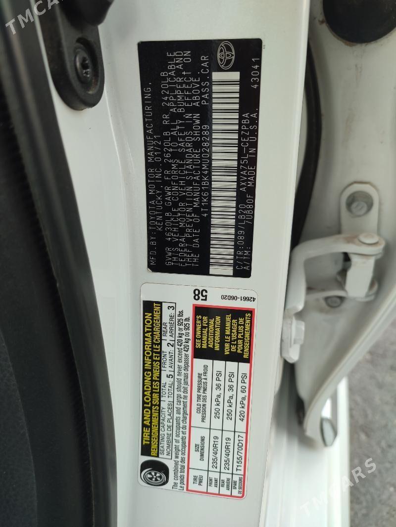 Toyota Camry 2021 - 374 000 TMT - Köşi - img 6