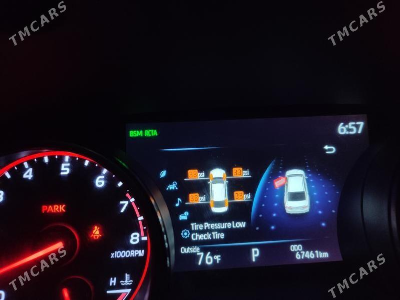 Toyota Camry 2021 - 374 000 TMT - Köşi - img 10