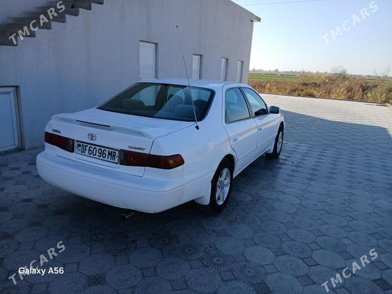 Toyota Camry 2000 - 126 000 TMT - Мары - img 3