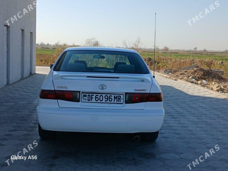 Toyota Camry 2000 - 126 000 TMT - Мары - img 4