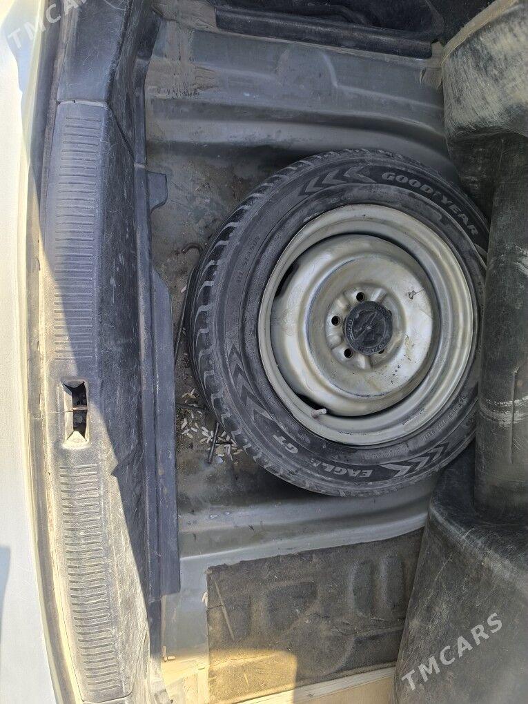 Toyota Avalon 2000 - 190 000 TMT - Tejen - img 3