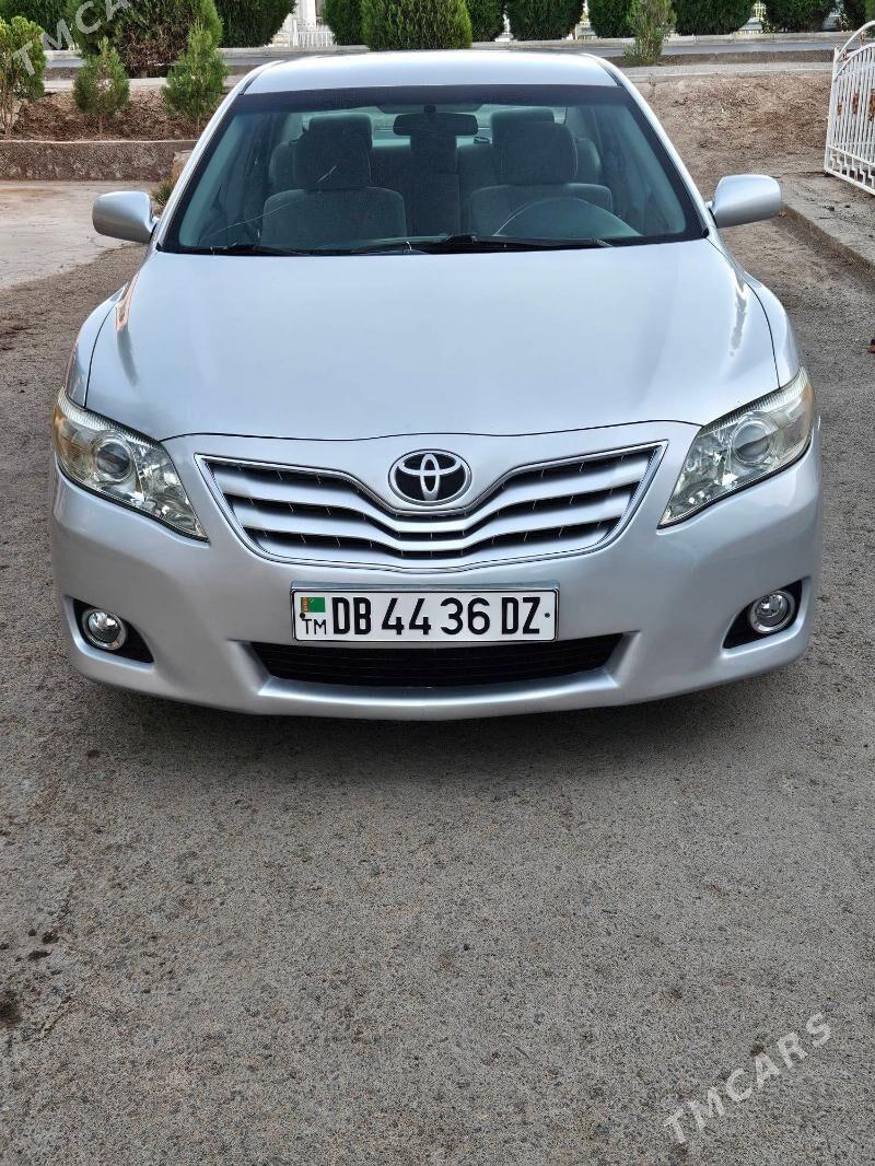 Toyota Camry 2011 - 215 000 TMT - Дашогуз - img 2