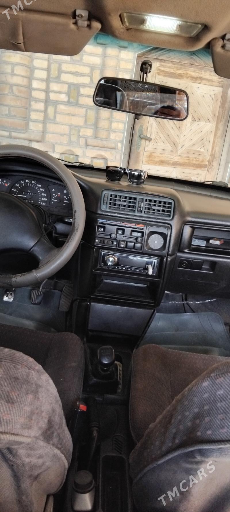 Opel Vectra 1990 - 33 000 TMT - Векильбазар - img 4