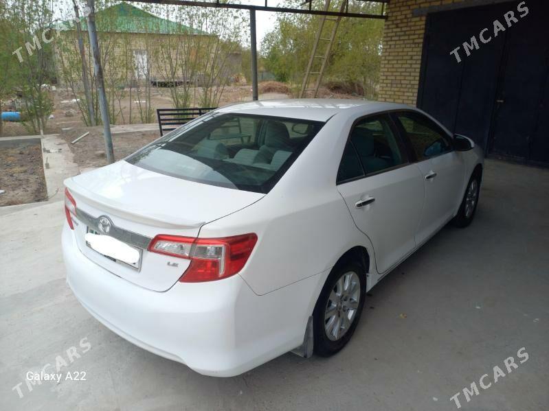 Toyota Camry 2014 - 245 000 TMT - Кёнеургенч - img 3