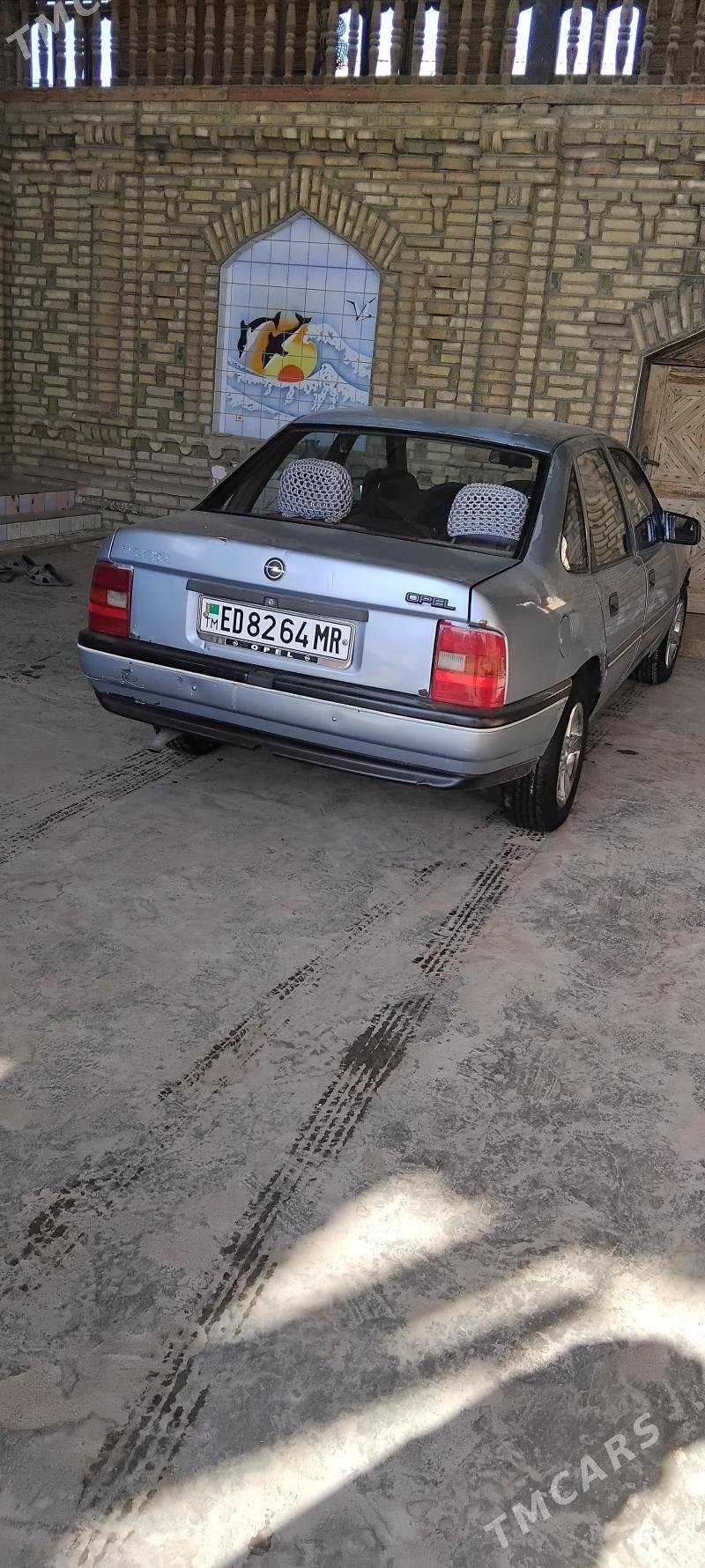Opel Vectra 1990 - 33 000 TMT - Векильбазар - img 5