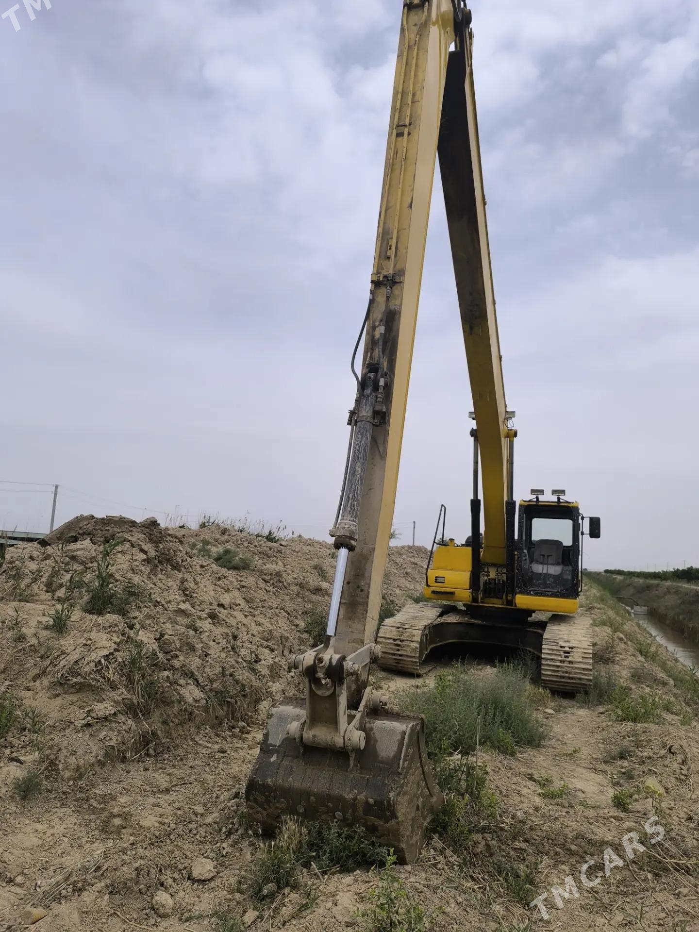 Komatsu PC210LC-11 2007 - 750 000 TMT - Ашхабад - img 4