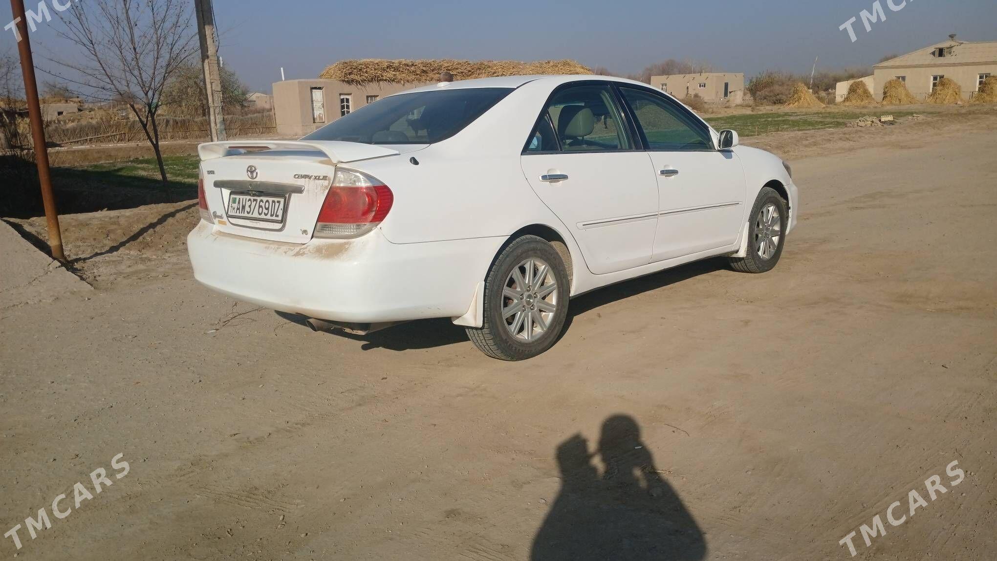 Toyota Camry 2003 - 230 000 TMT - Кёнеургенч - img 4