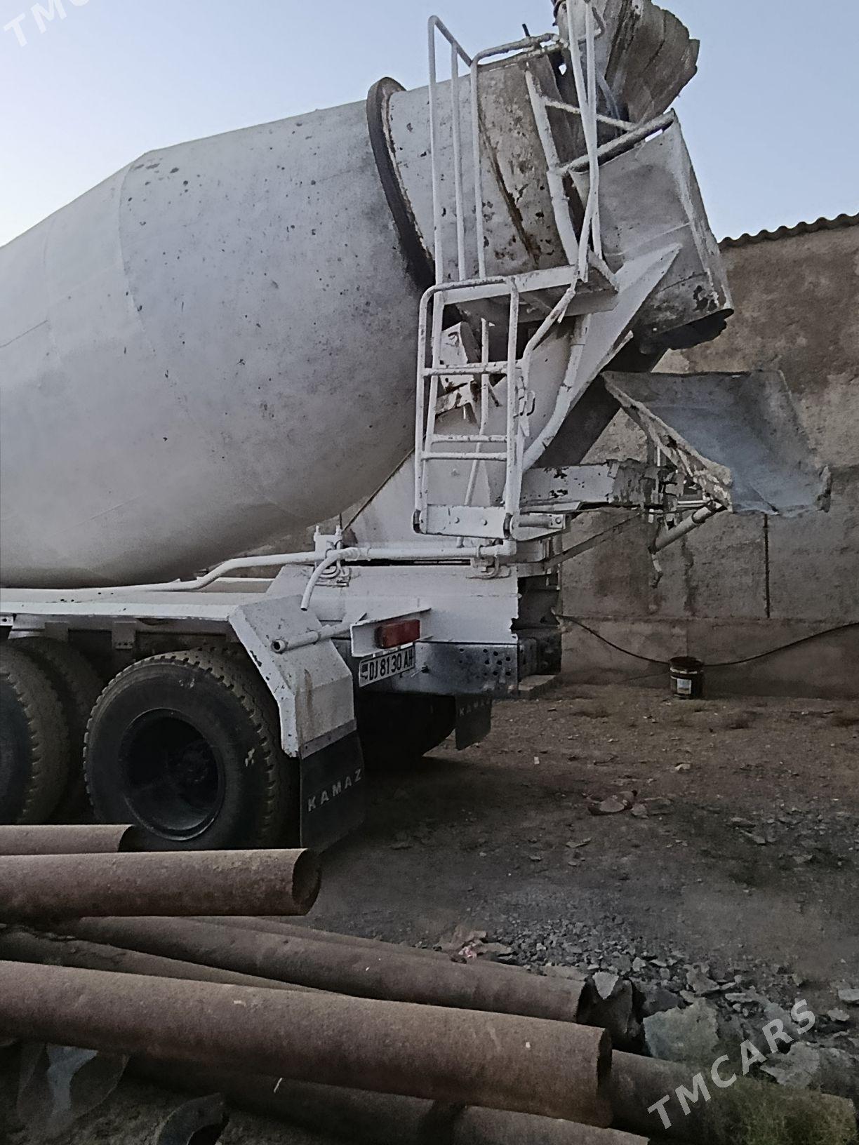 Kamaz Euro 3 2003 - 200 000 TMT - Bäherden - img 5