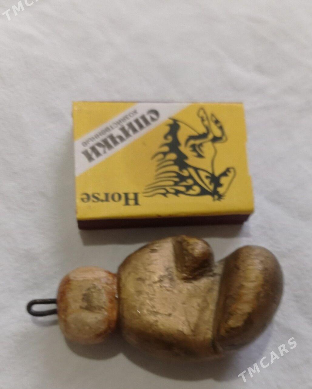 Boks Ellik minni - Бахарден - img 3