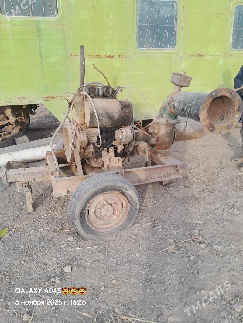 MTZ T-28 1997 - 25 000 TMT - Гурбансолтан Едже - img 1