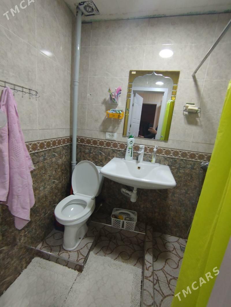 4 мкр 3/3 этаж 2 ком - 4 mkr - img 3