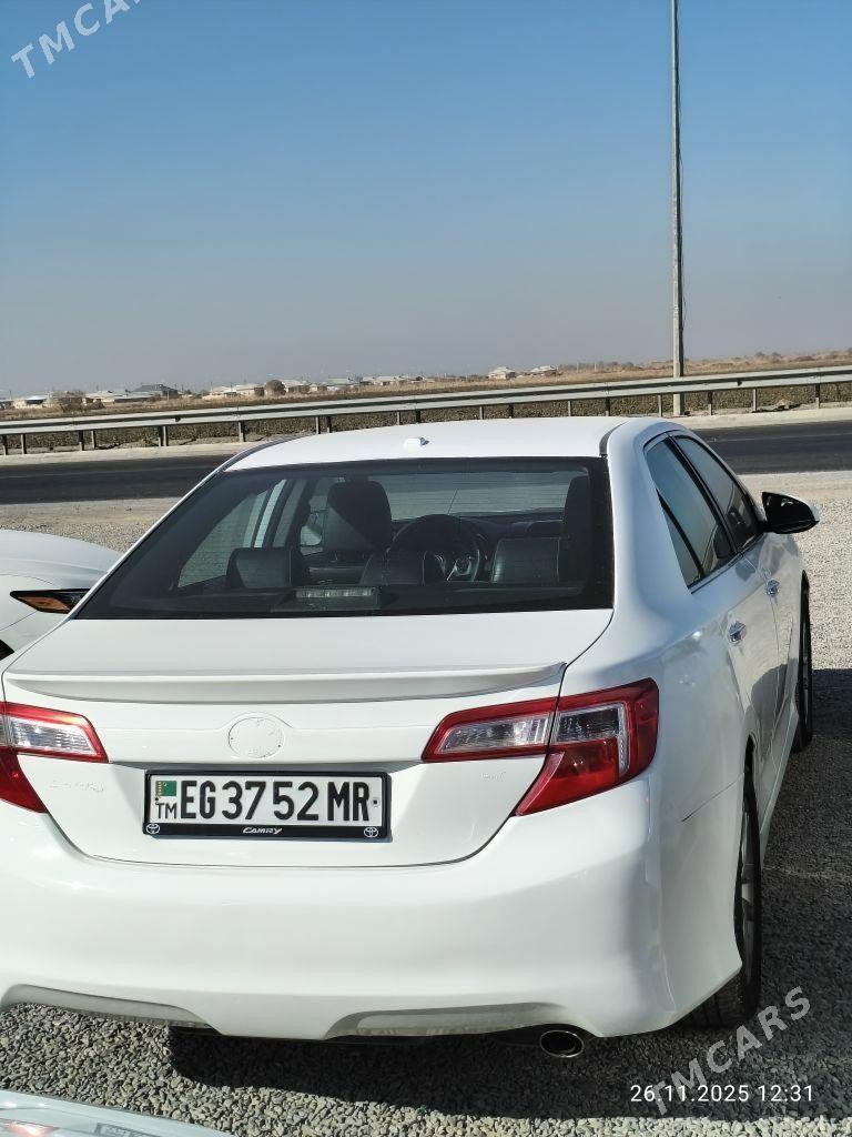 Toyota Camry 2011 - 195 000 TMT - Мары - img 5