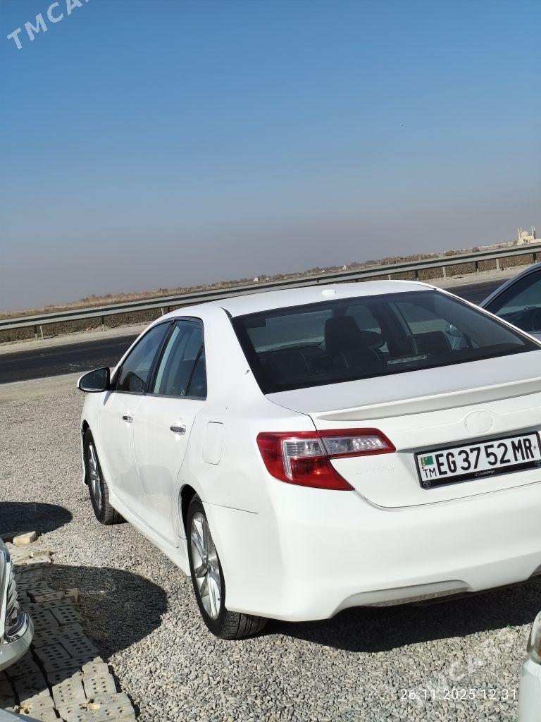 Toyota Camry 2011 - 195 000 TMT - Мары - img 6