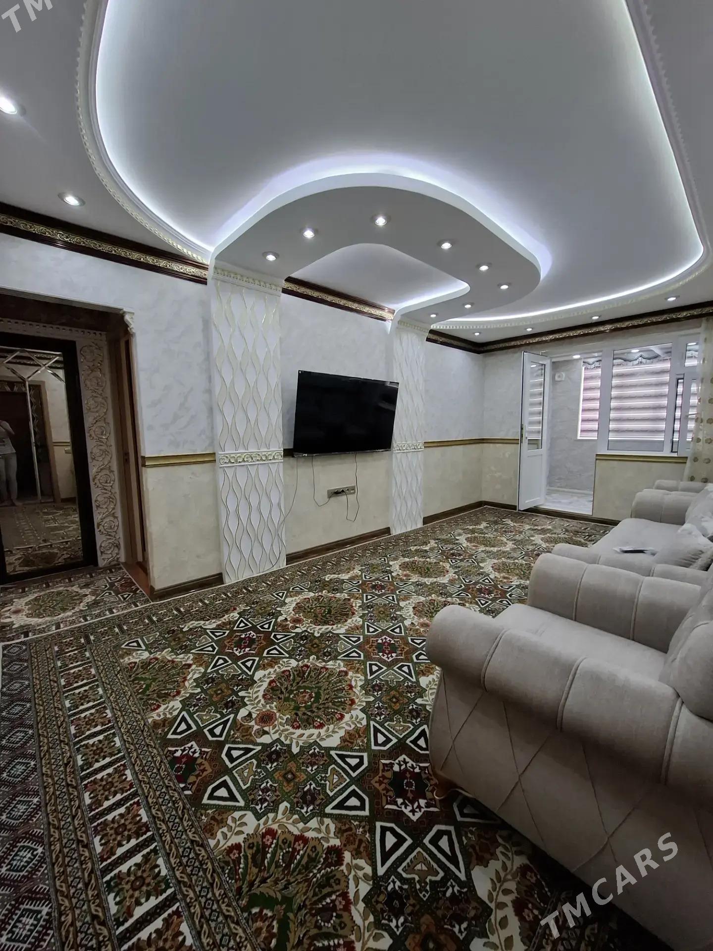 11мкр 3комнатная - 11 mkr - img 2