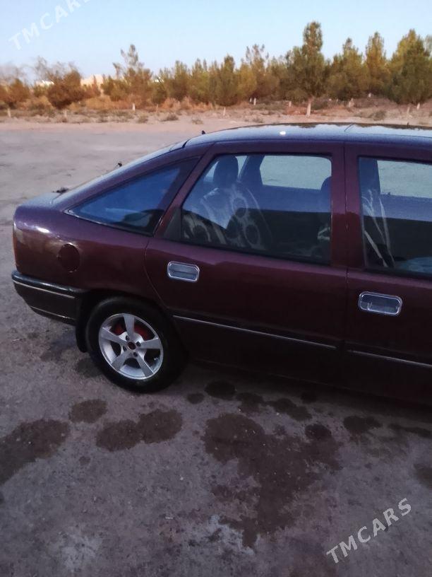 Opel Vectra 1991 - 30 000 TMT - Сакарчага - img 4