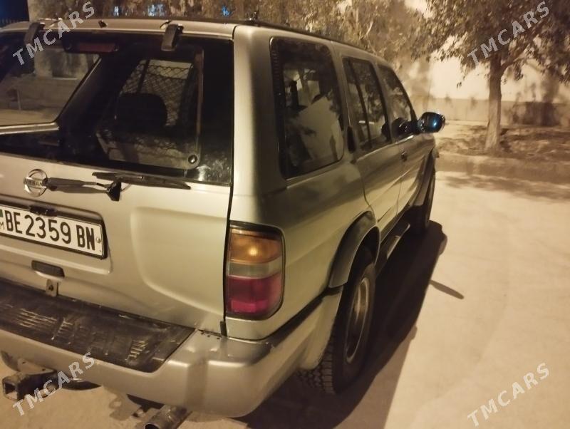 Nissan Pathfinder 1998 - 70 000 TMT - Этрек - img 3