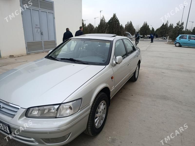 Toyota Camry 2000 - 170 000 TMT - Кёнеургенч - img 1