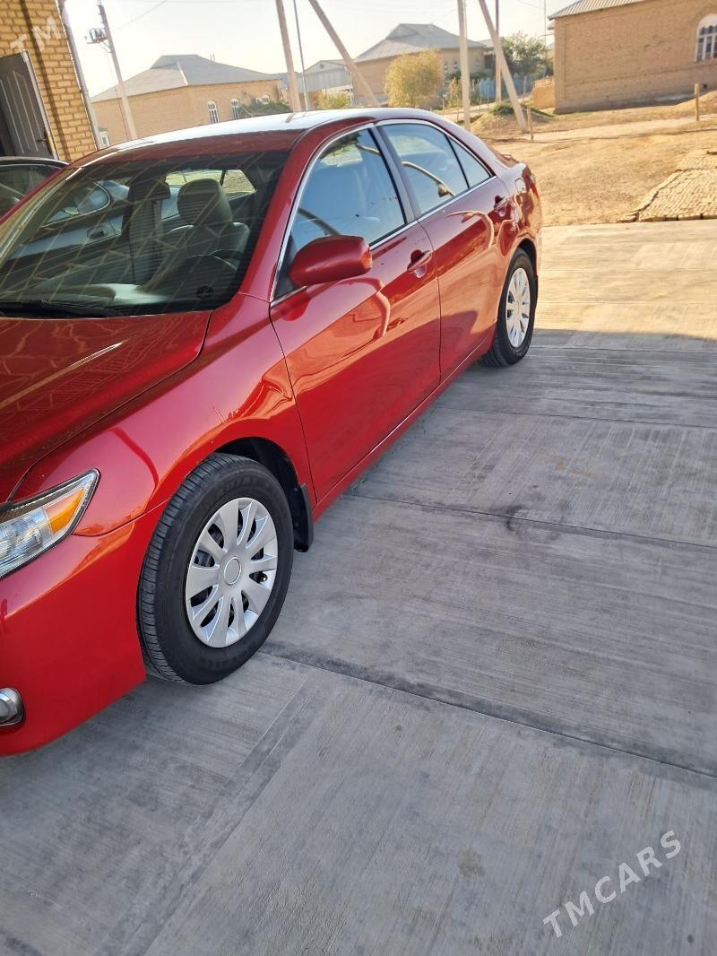 Toyota Camry 2010 - 192 000 TMT - Мары - img 2