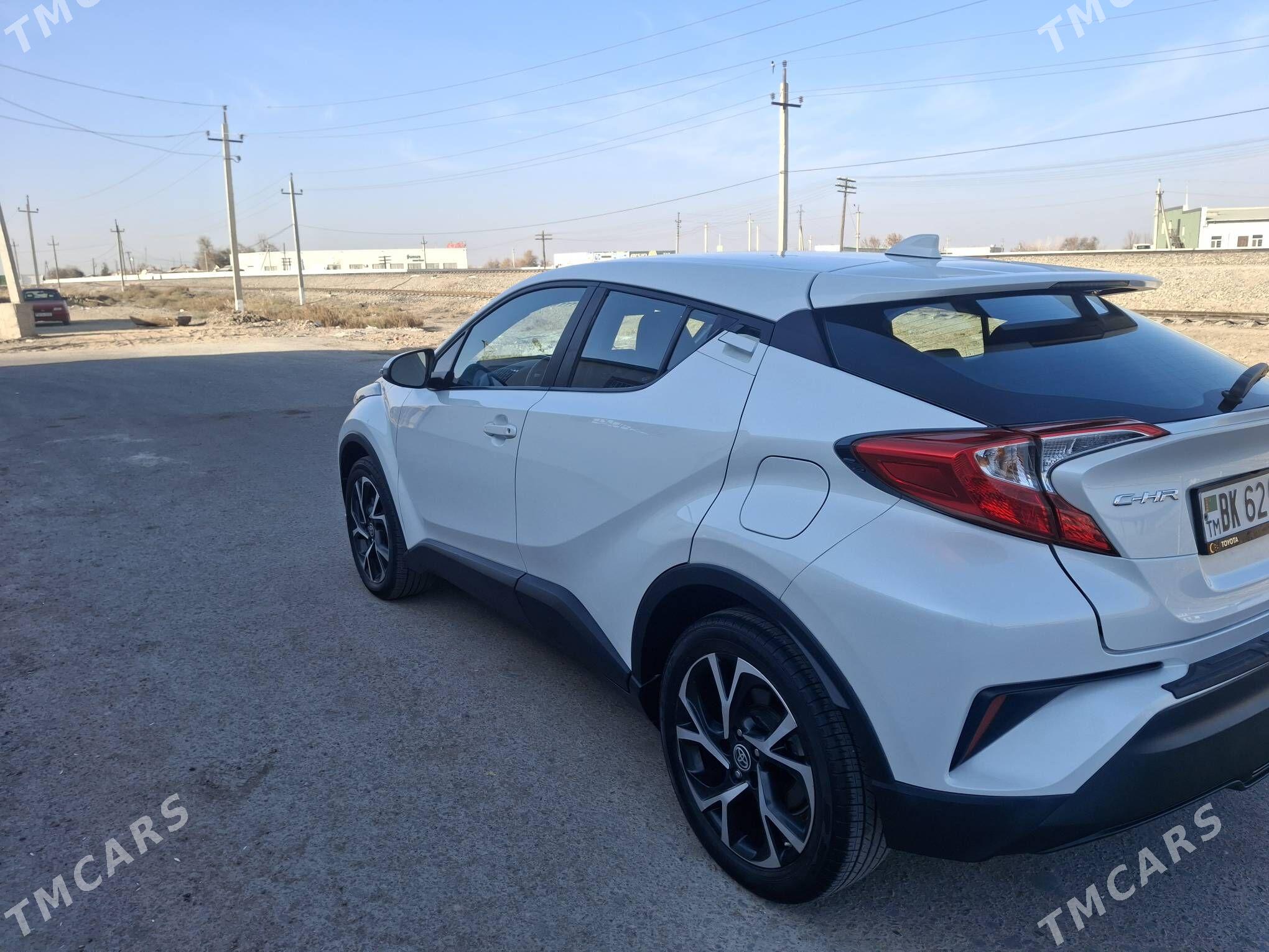 Toyota C-HR 2021 - 270 000 TMT - Дашогуз - img 8