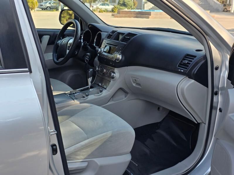 Toyota Highlander 2012 - 345 000 TMT - Türkmenabat - img 8