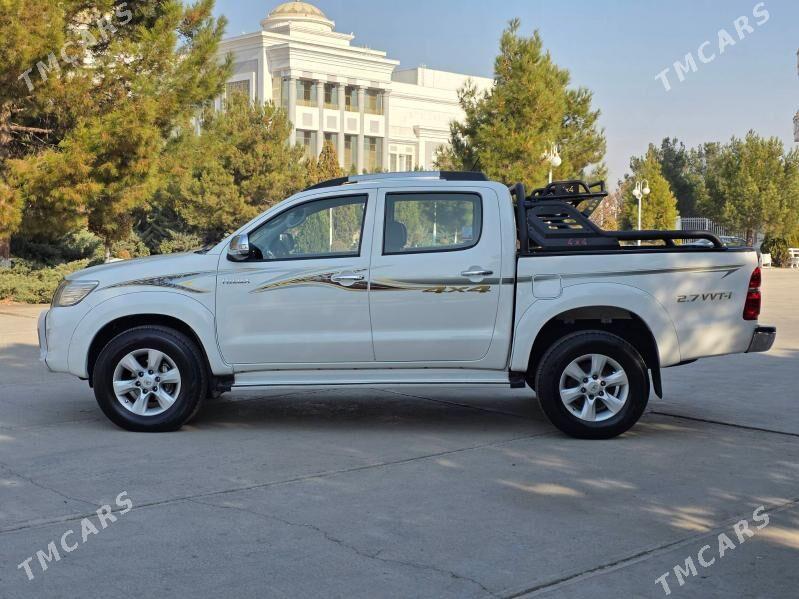 Toyota Hilux 2014 - 425 000 TMT - Türkmenabat - img 4