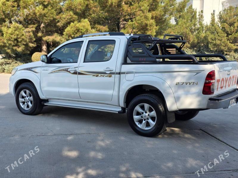 Toyota Hilux 2014 - 425 000 TMT - Türkmenabat - img 5