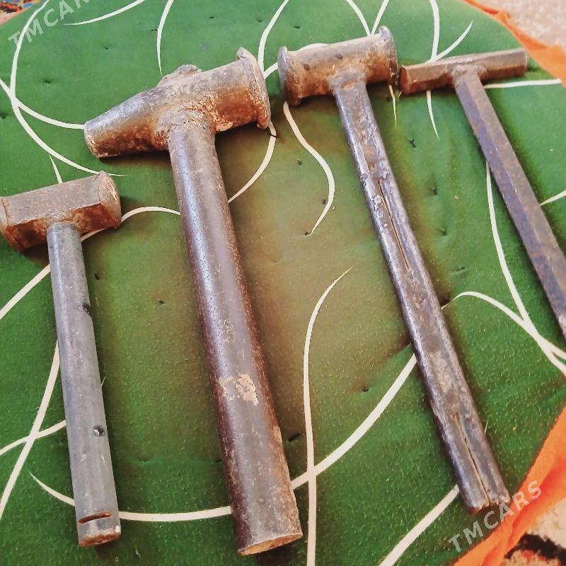 МОЛОТКИ - 11 мкр - img 1