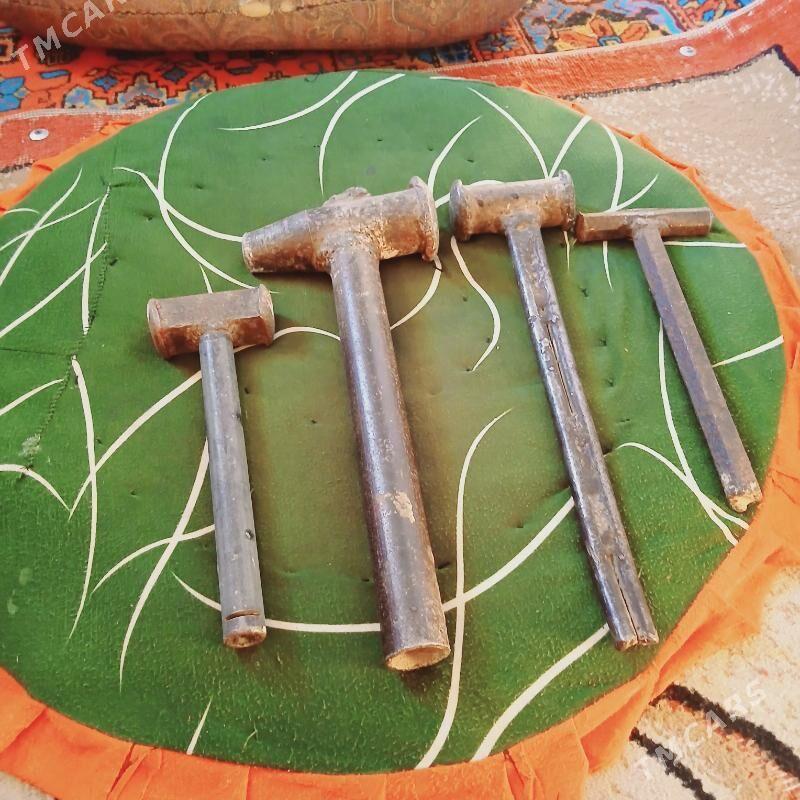 МОЛОТКИ - 11 мкр - img 2